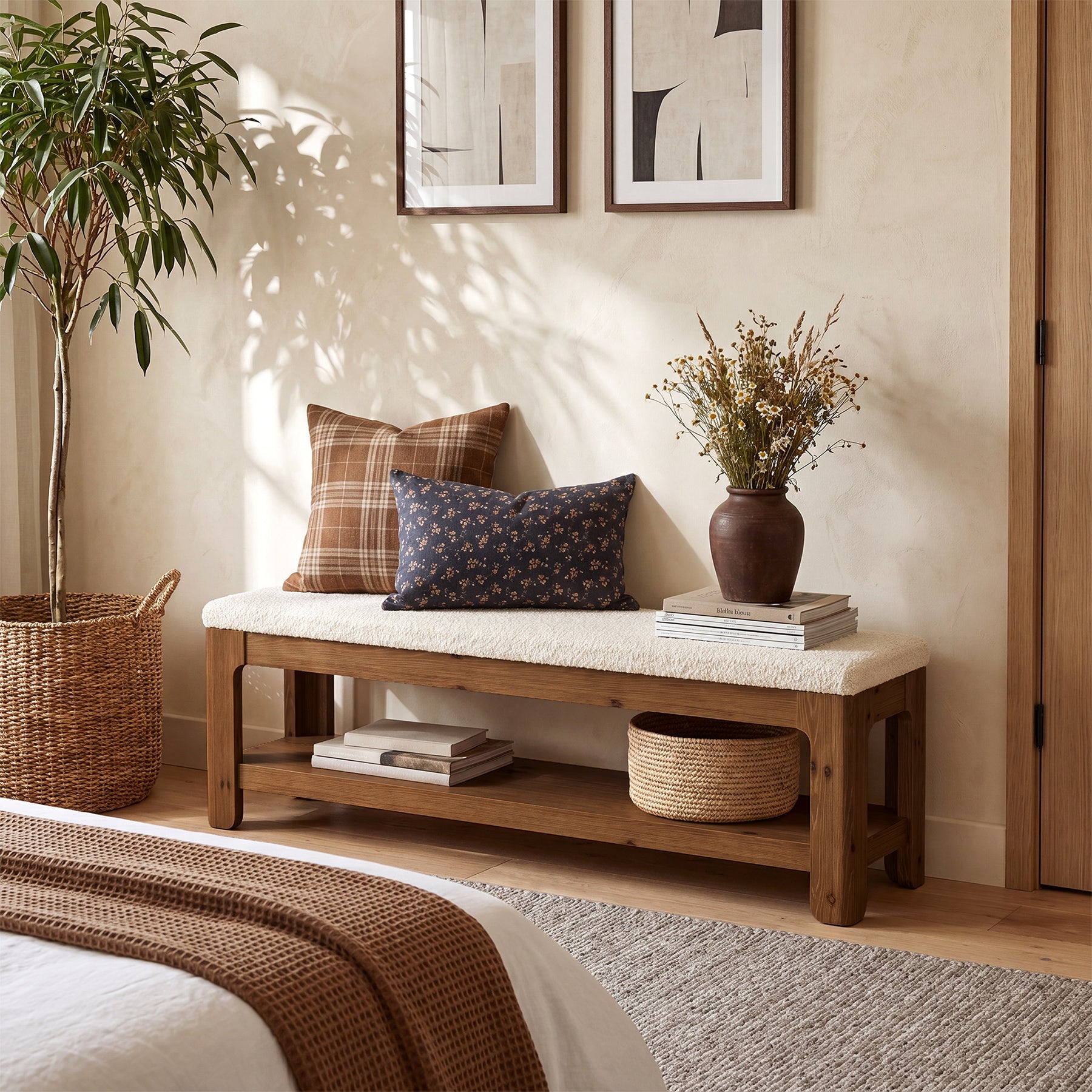 Tribesigns Banco tapizado de 140 cm, fabricado en madera maciza, ideal para recibidor, con estante de almacenamiento y asiento de felpa