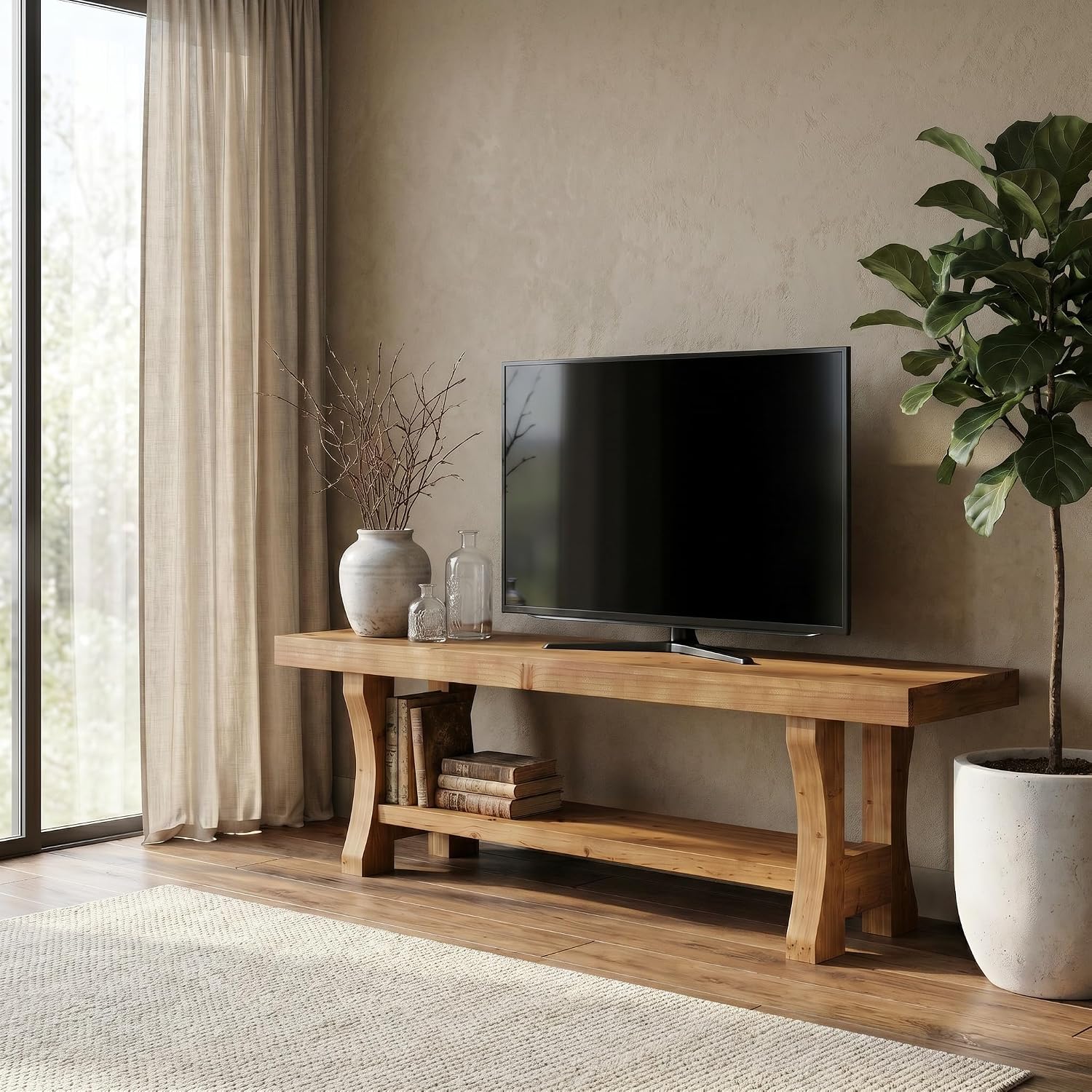Mueble bajo para TV de madera maciza, 140 cm con 2 estantes y compartimentos abiertos, unidad multimedia.